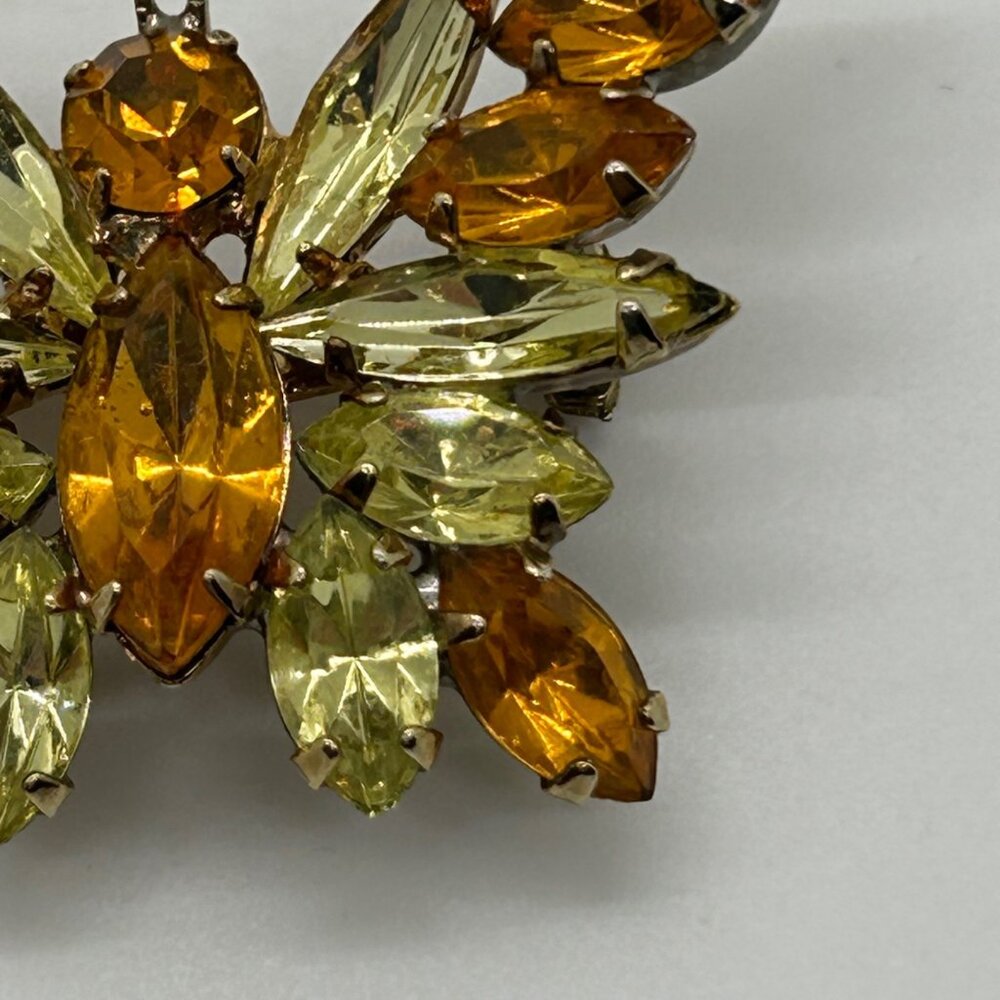 Vintage Juliana Butterfly Brooch D&E Citrine Topaz Rhinestone Gold Tone 1350 - Picture 7 of 11
